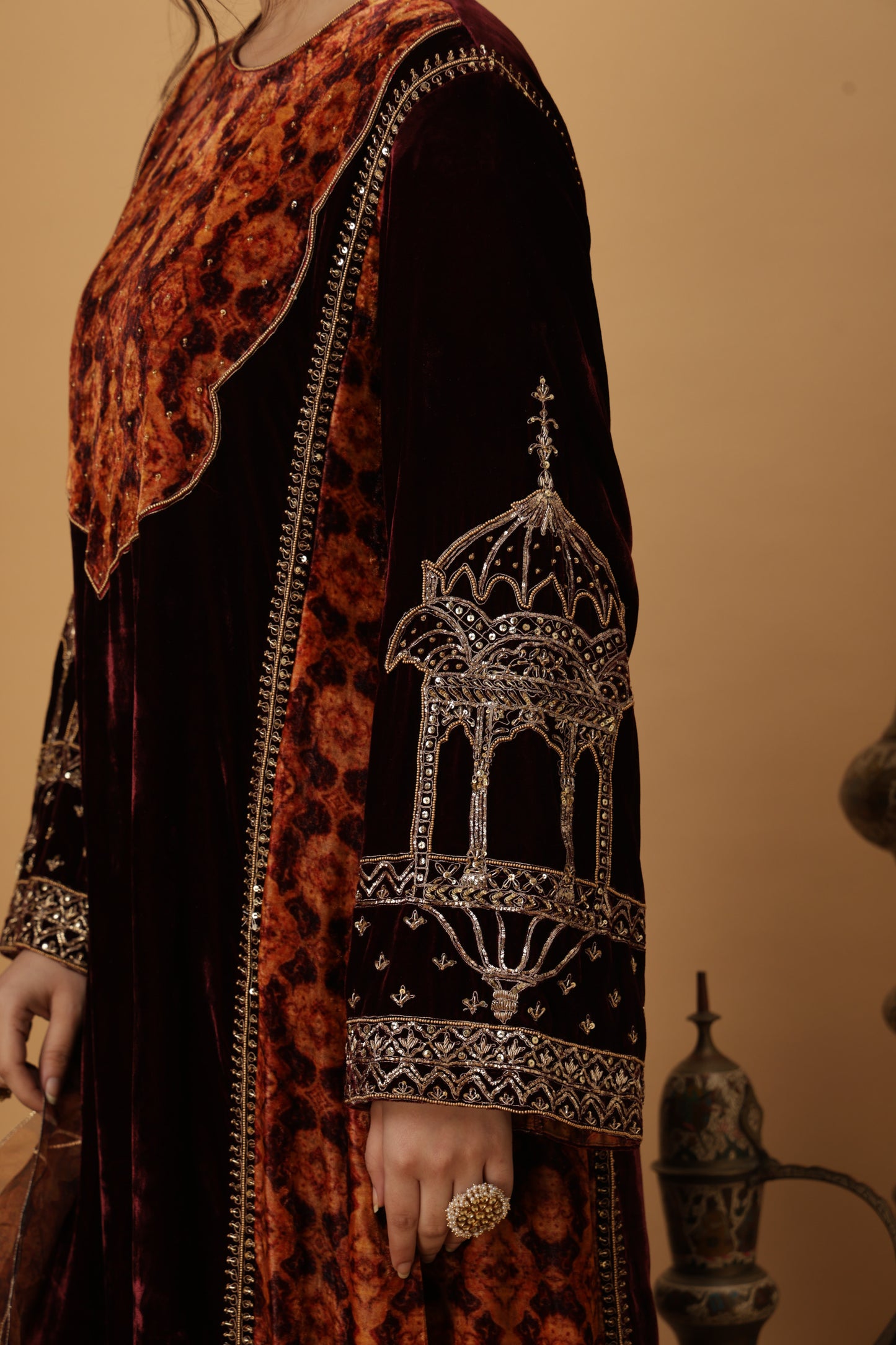 Zar-e-Makhmal Maroon Kali Kurta Set