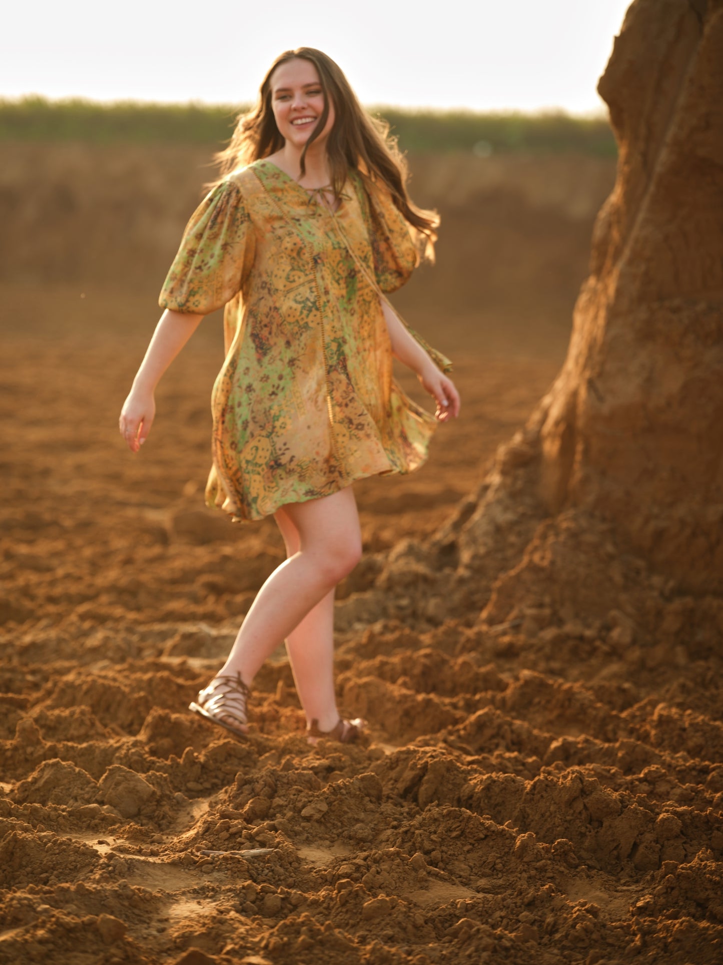 MUSTARD SHORT FLUID DRESS
