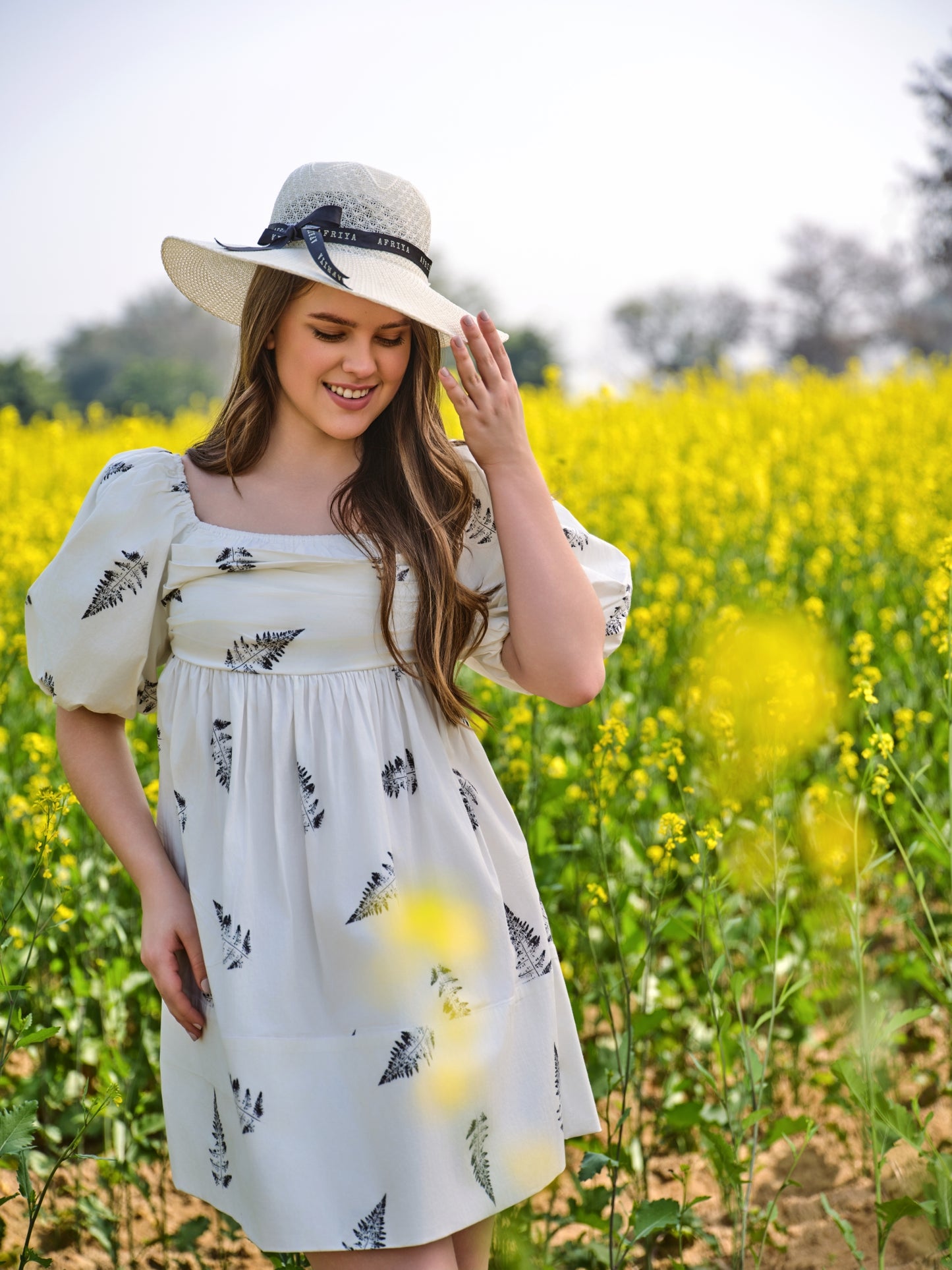 Monochrome Fern Short Bow Dress