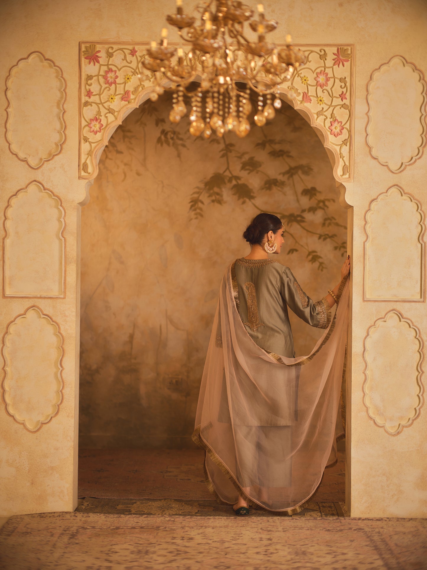 TAJRA GREEN V-NECK A-LINE KURTA SET