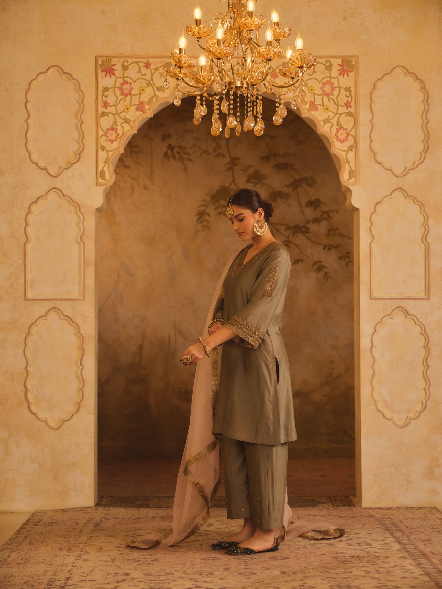TAJRA GREEN V-NECK A-LINE KURTA SET