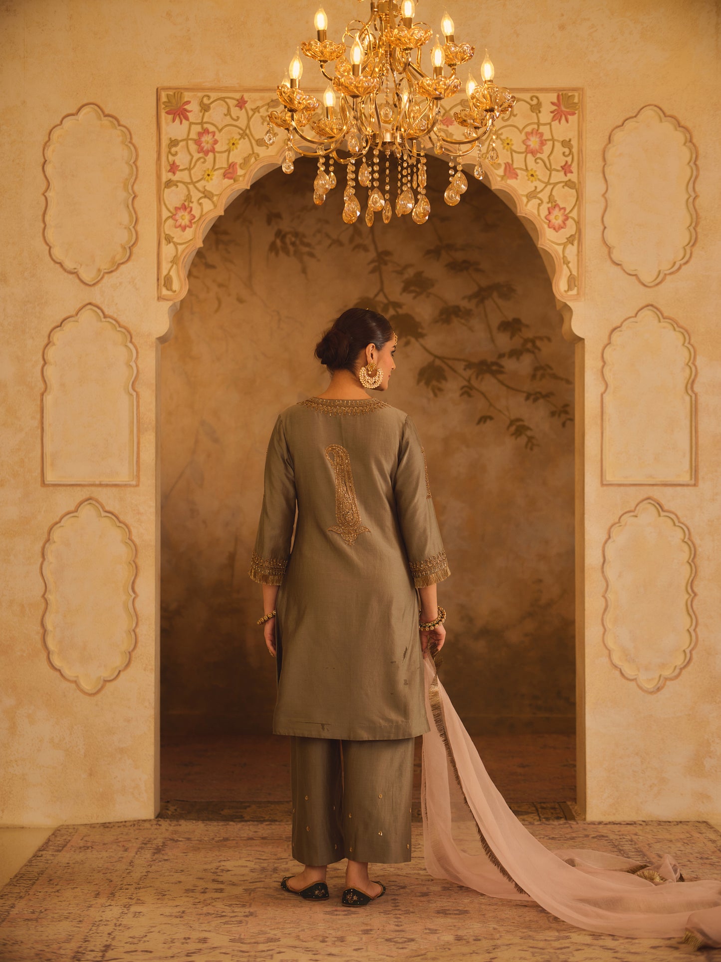 TAJRA GREEN V-NECK A-LINE KURTA SET