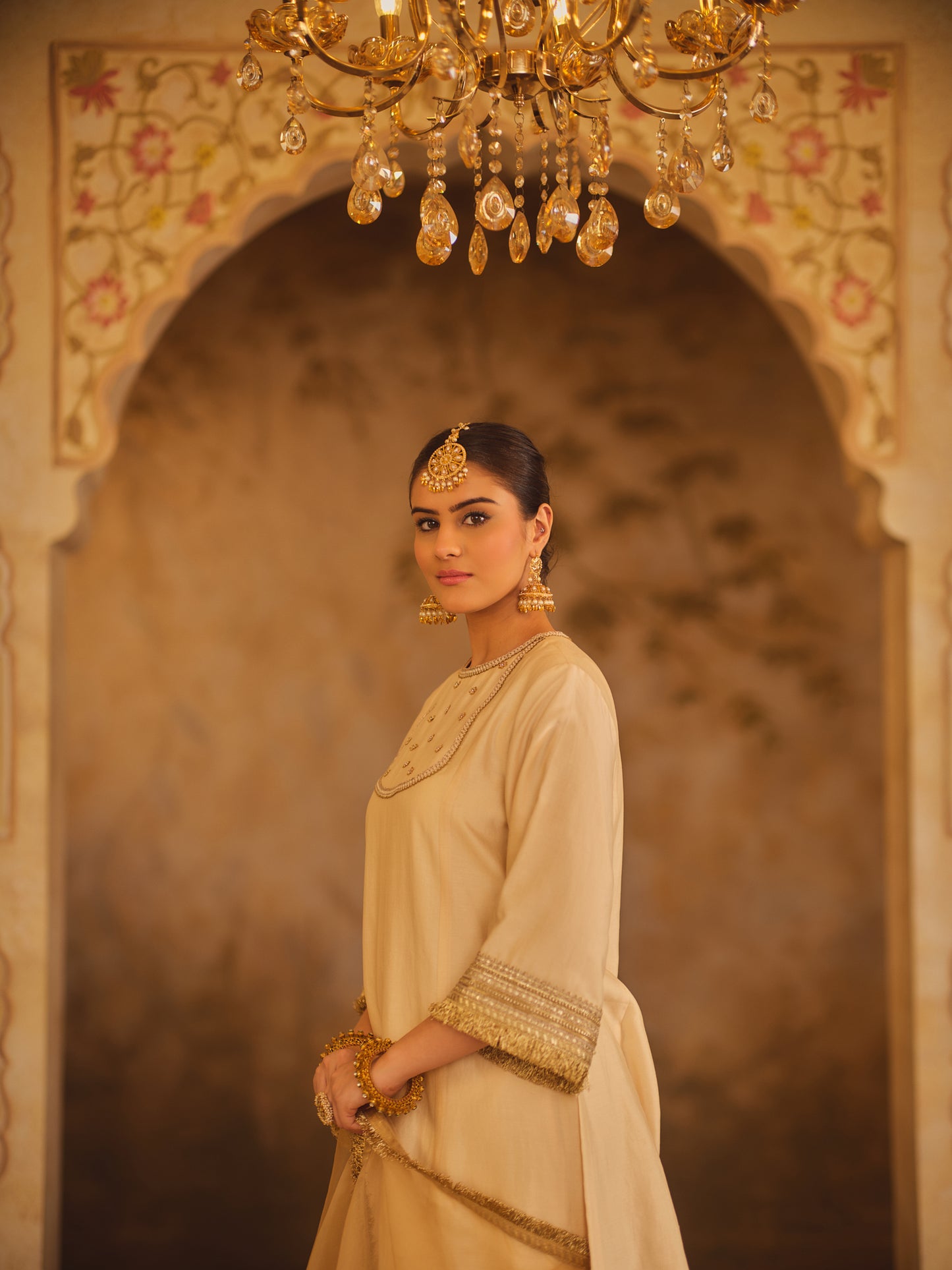 GULBANO CREAM ZERO-NECK A-LINE KURTA SET