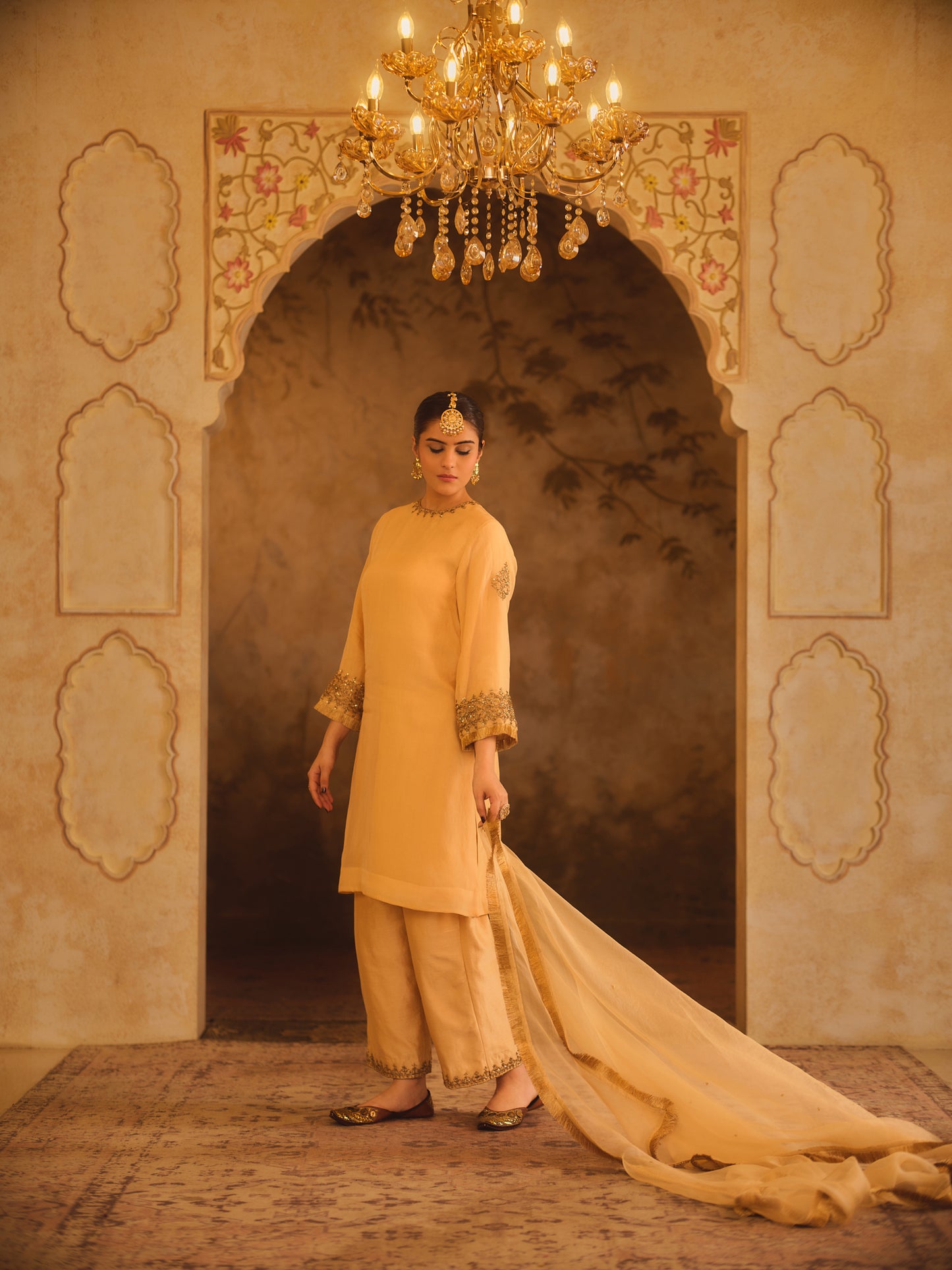 TAJRA GOLD ZERO-NECK A-LINE KURTA SET