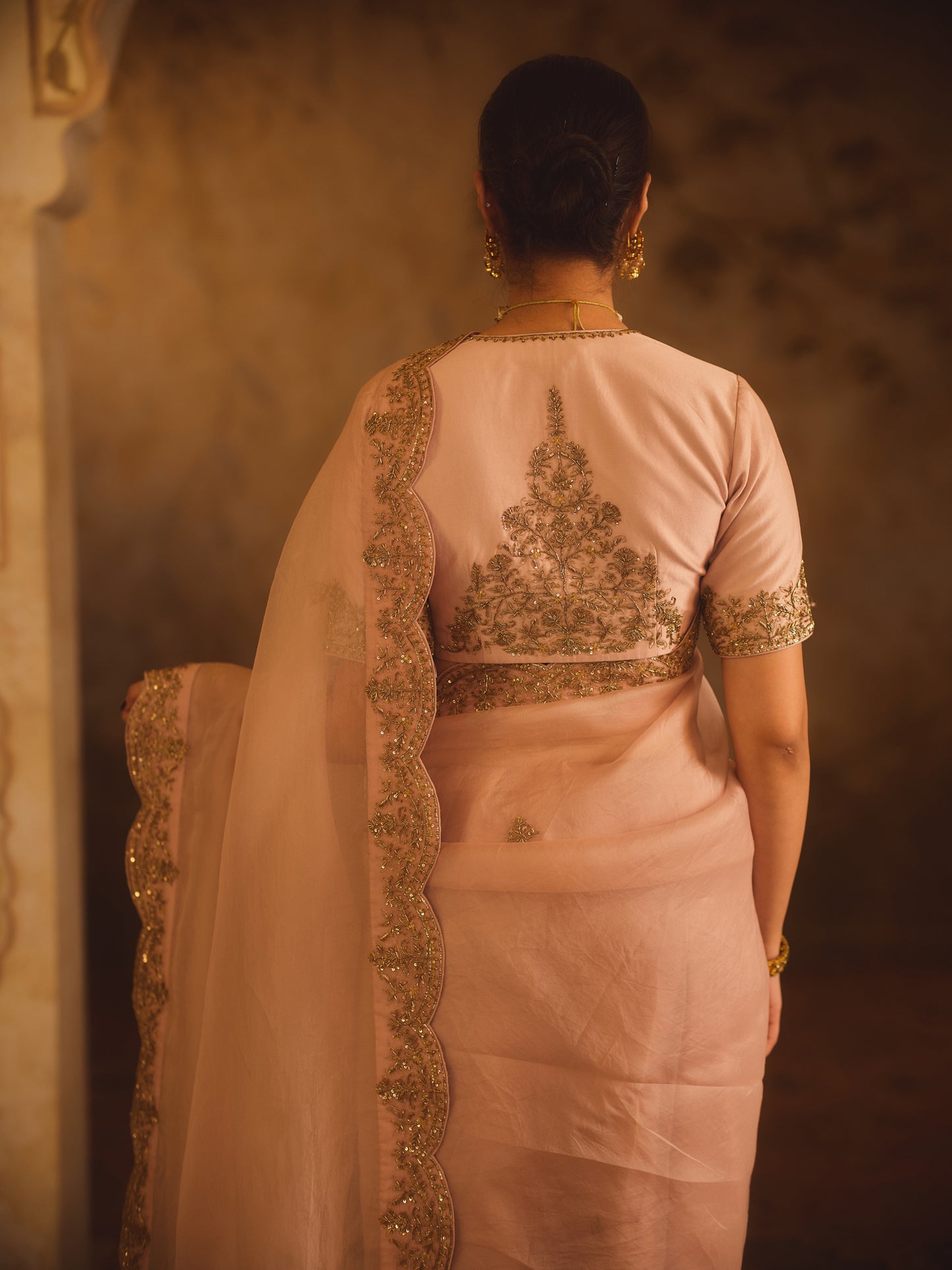 TAJRA PINK ORGANZA SAREE WITH ZERO-NECK BLOUSE