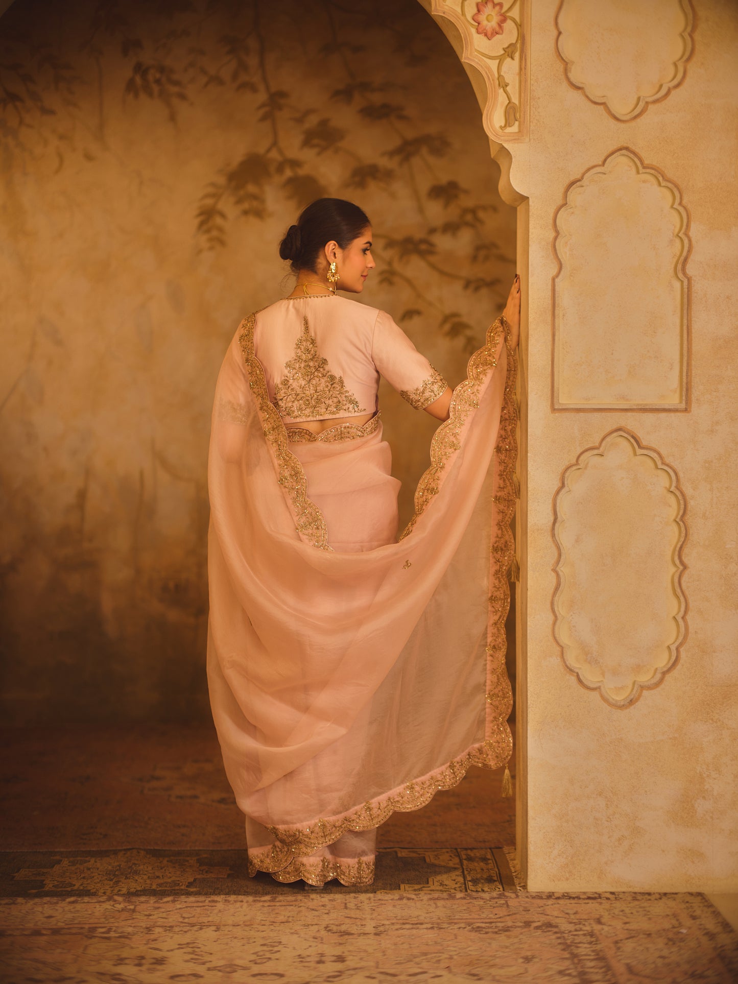 TAJRA PINK ORGANZA SAREE WITH ZERO-NECK BLOUSE