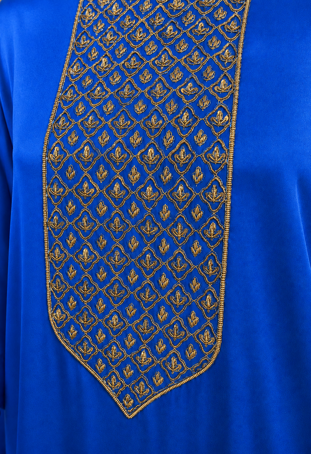 Hoor-e-Mahal Blue & Green Ombre Kaftan Set