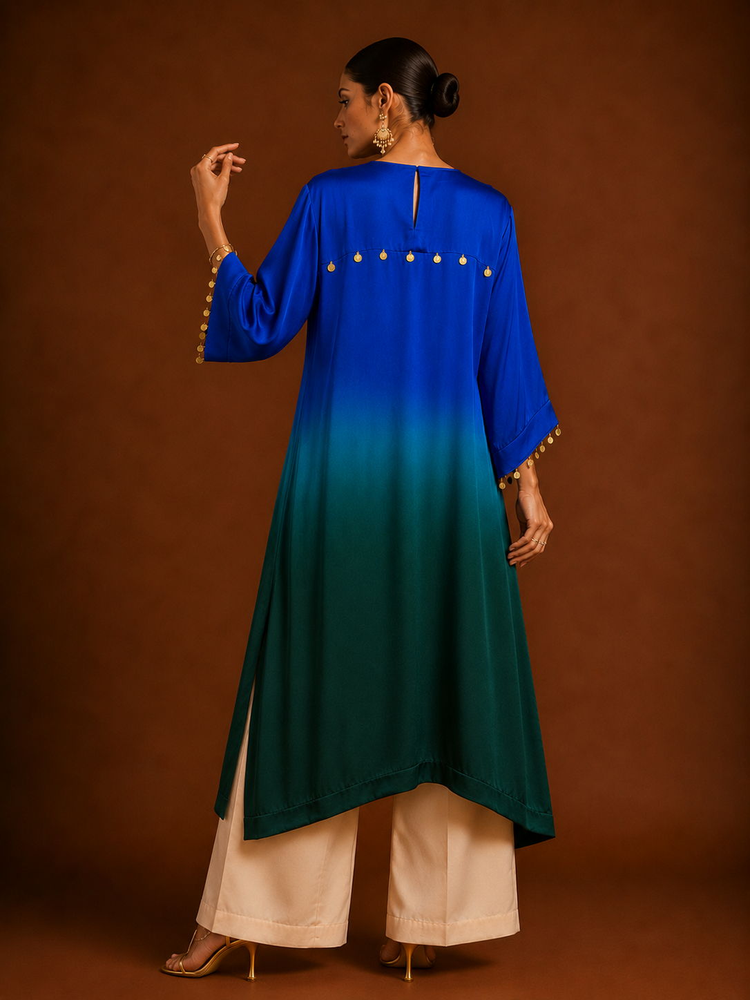 Hoor-e-Mahal Blue & Green Ombre Kaftan Set