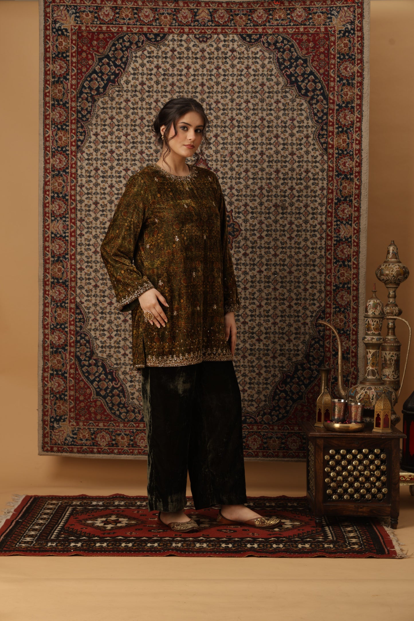 Zar-e-Makhmal Green Co-ord Set