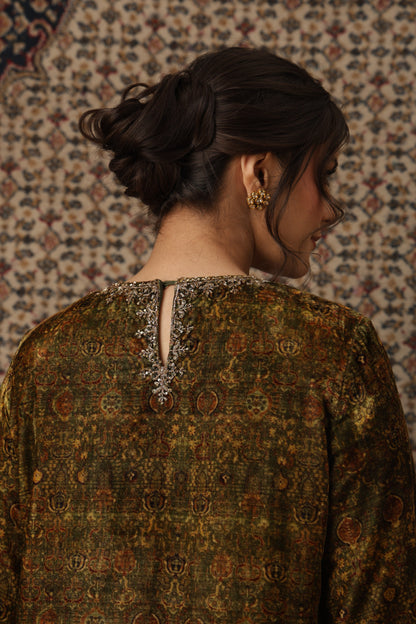 Zar-e-Makhmal Green Co-ord Set