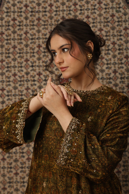 Zar-e-Makhmal Green Co-ord Set