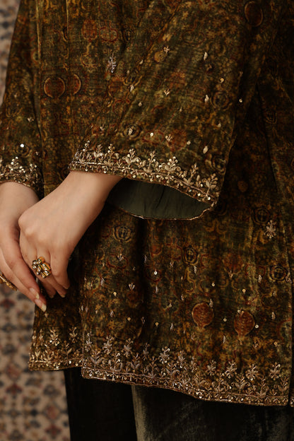 Zar-e-Makhmal Green Co-ord Set