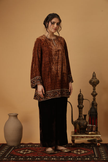Zar-e-Makhmal Brown Co-ord Set