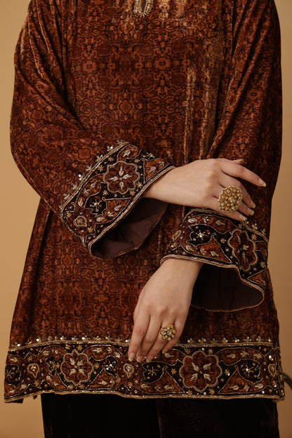 Zar-e-Makhmal Brown Co-ord Set