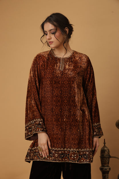 Zar-e-Makhmal Brown Co-ord Set