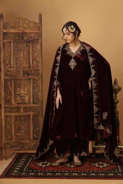 Zar-e-Makhmal Maroon Shawl