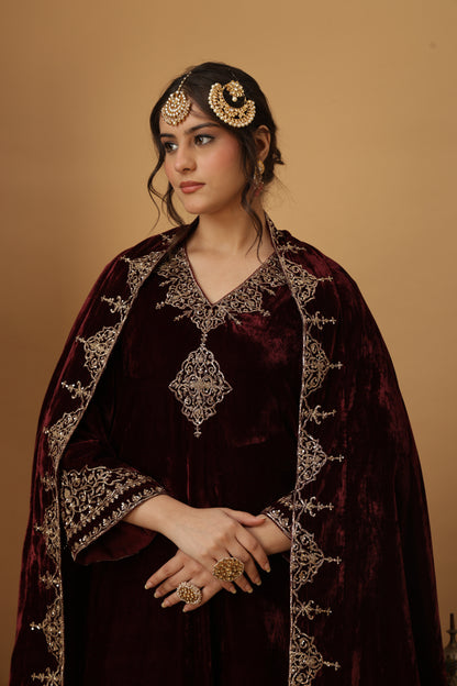 Zar-e-Makhmal Maroon Shawl