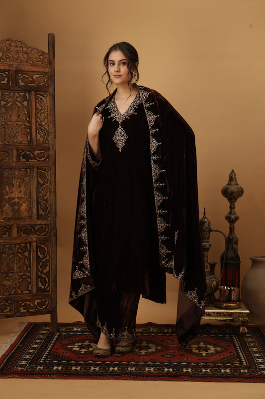Zar-e-Makhmal Brown Shawl