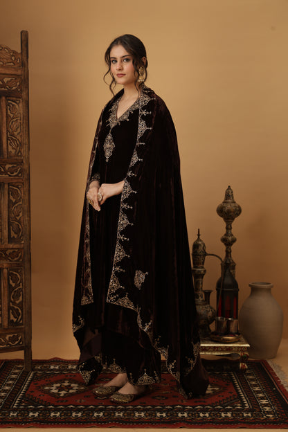 Zar-e-Makhmal Brown Shawl