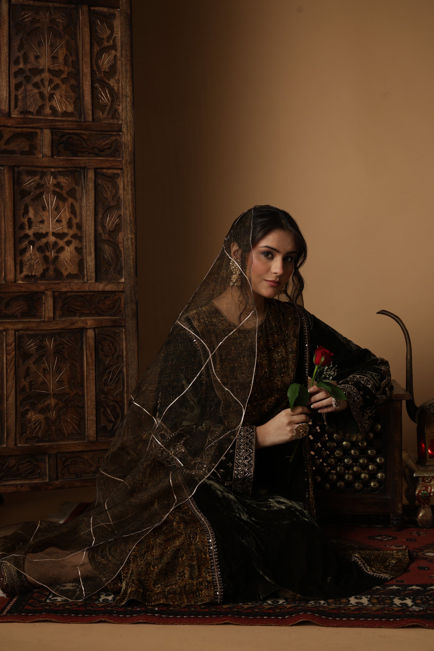 Zar-e-Makhmal Green Kali Kurta Set