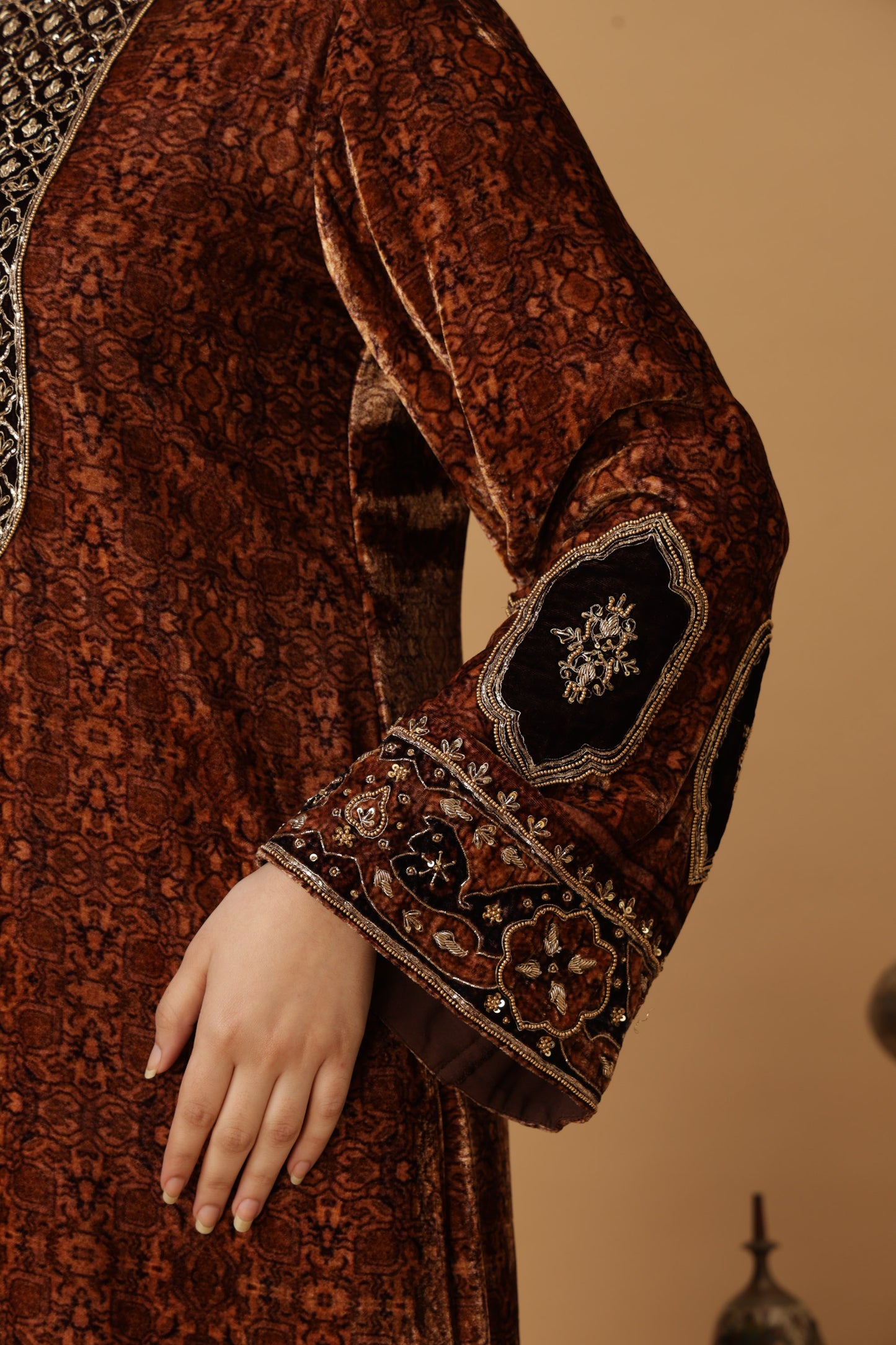 Zar-e-Makhmal Brown Long Kaftan