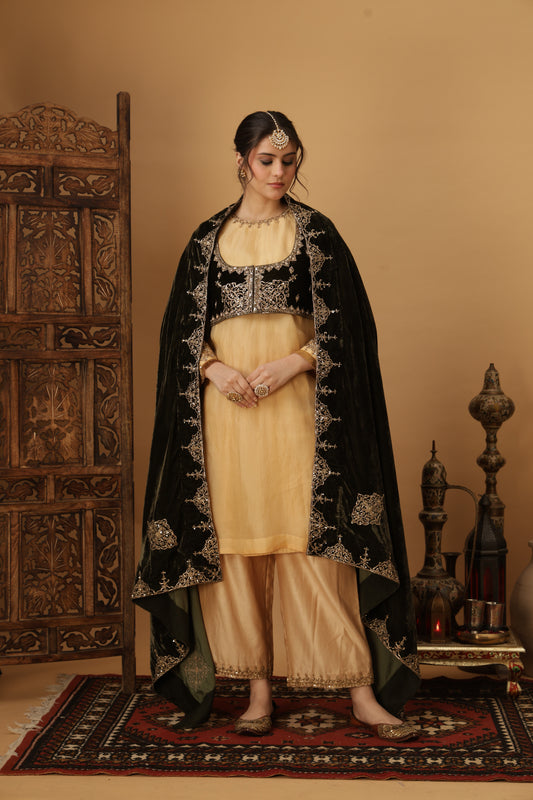 Zar-e-Makhmal Green Shawl