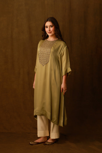 Zarkha Olive Green Kaftan Set