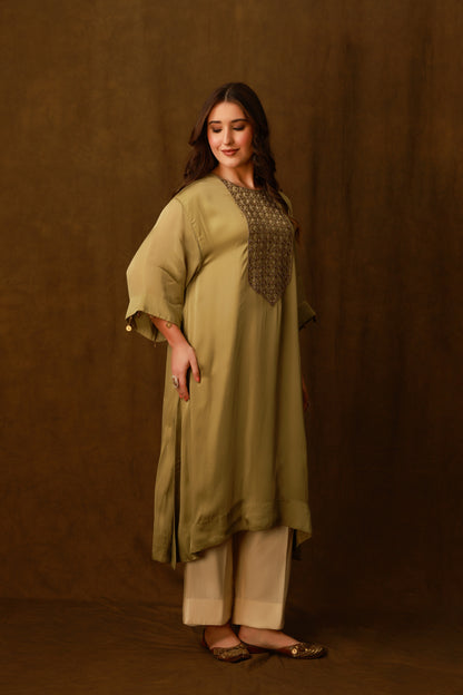 Zarkha Olive Green Kaftan Set