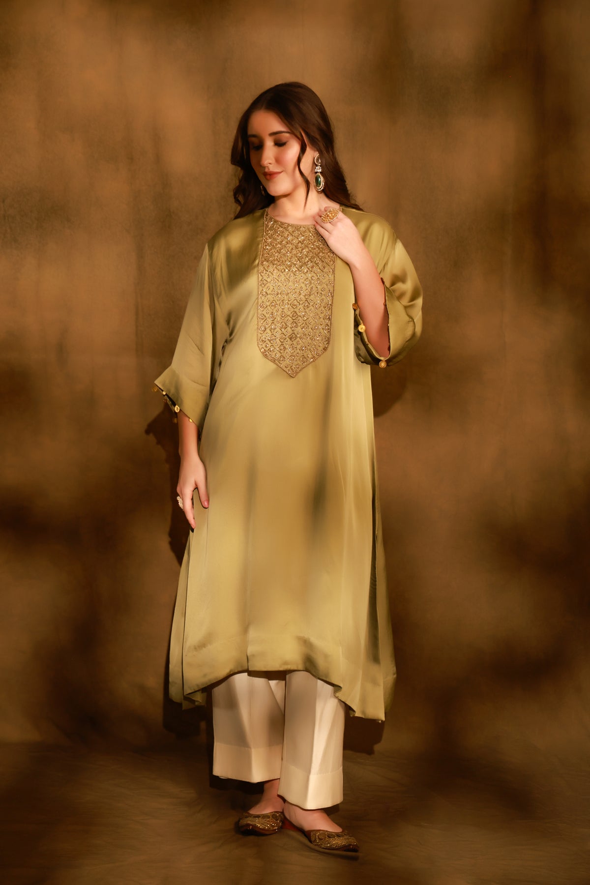 Zarkha Olive Green Kaftan Set