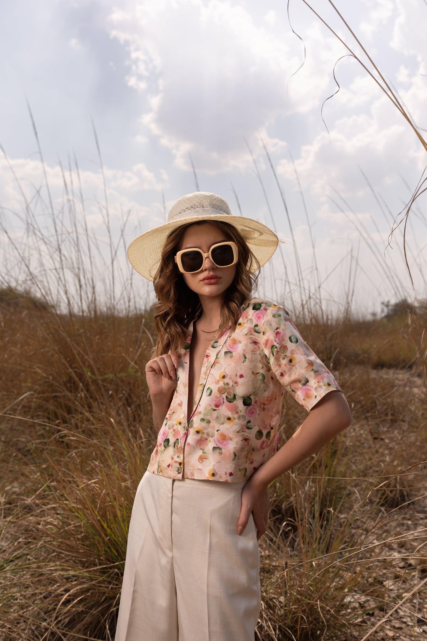 AFRIYA FLORAL WHISPERING PASTELS SHORT BLAZER